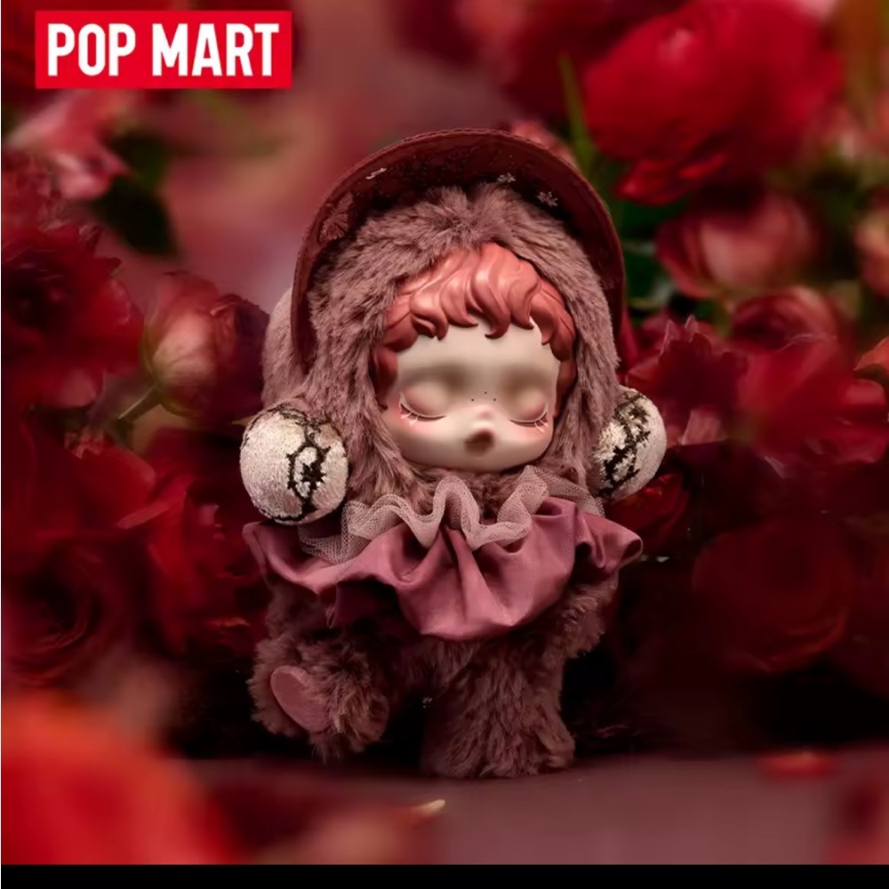 Skullpanda Collectible Figure